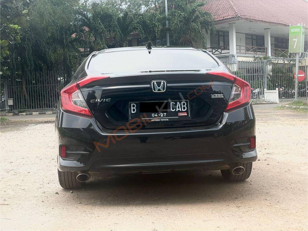 Mobil Honda Civic Sedan 2017