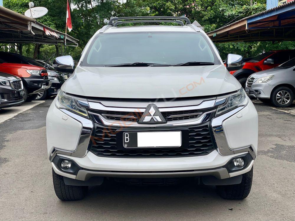 Mobil Mitsubishi Pajero Sport 2016