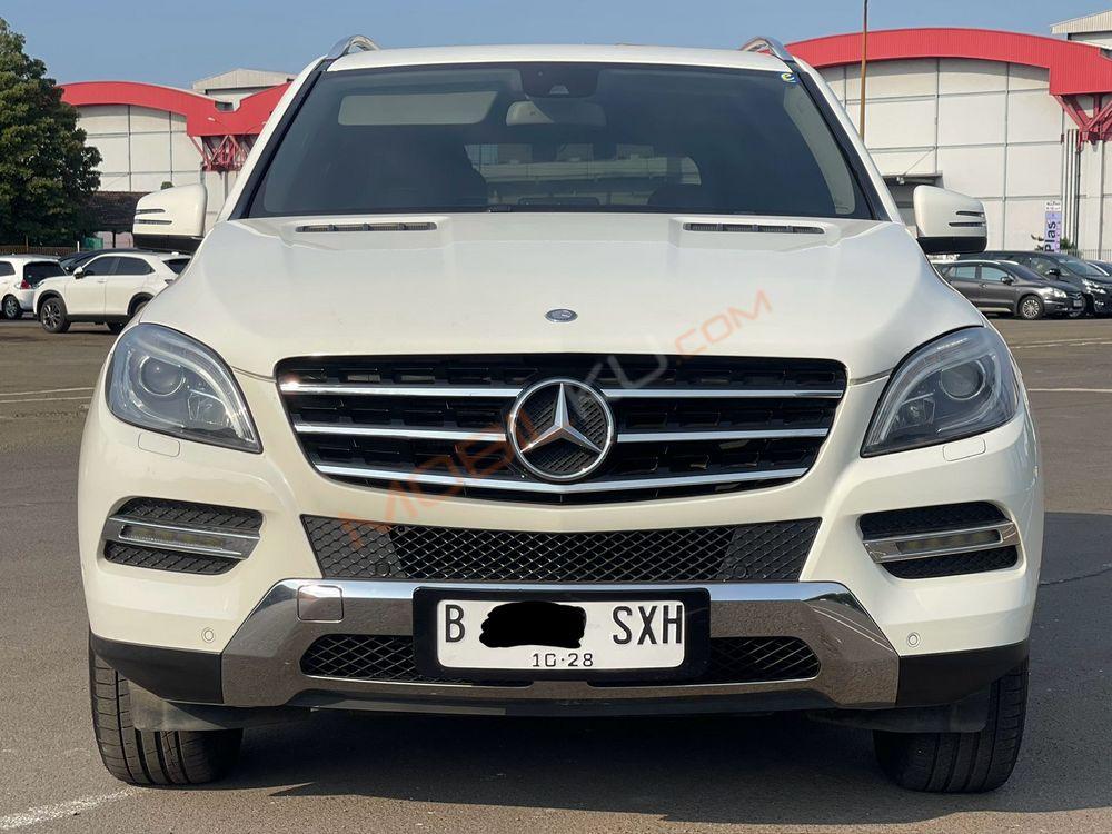 Mobil Mercedes-Benz ML 2013
