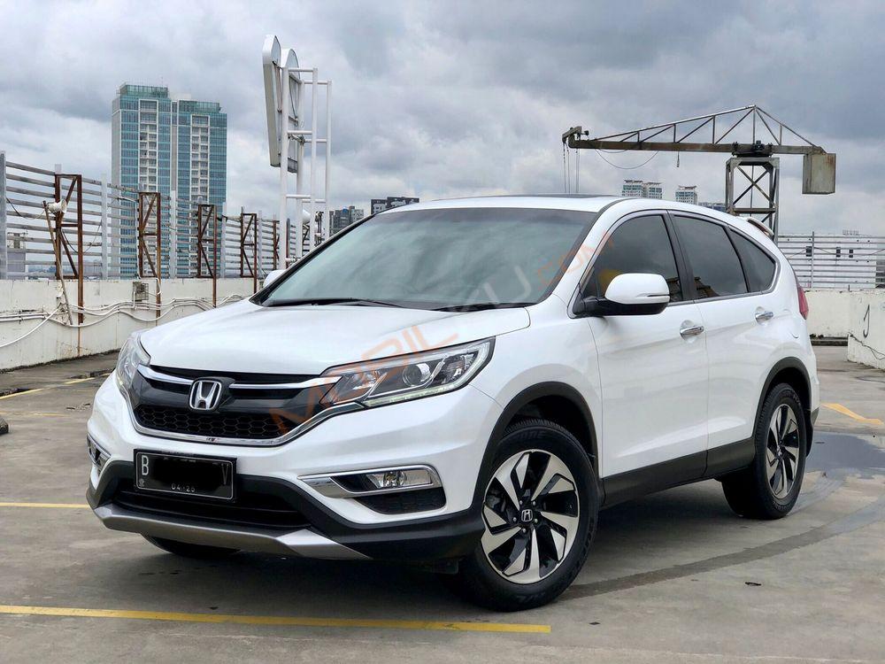Mobil Honda CR-V 2015