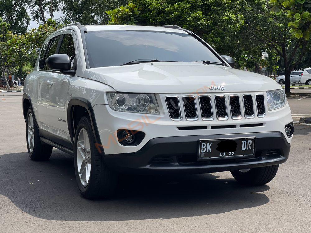 Mobil Jeep Compass 2013