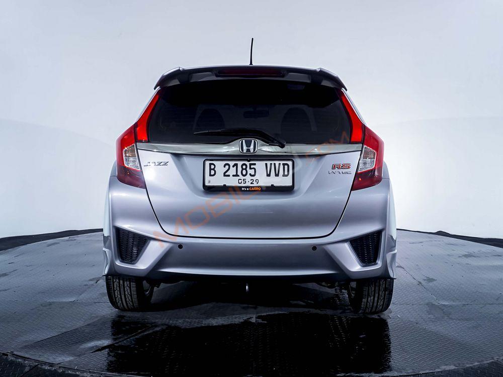 Mobil Honda Jazz 2016
