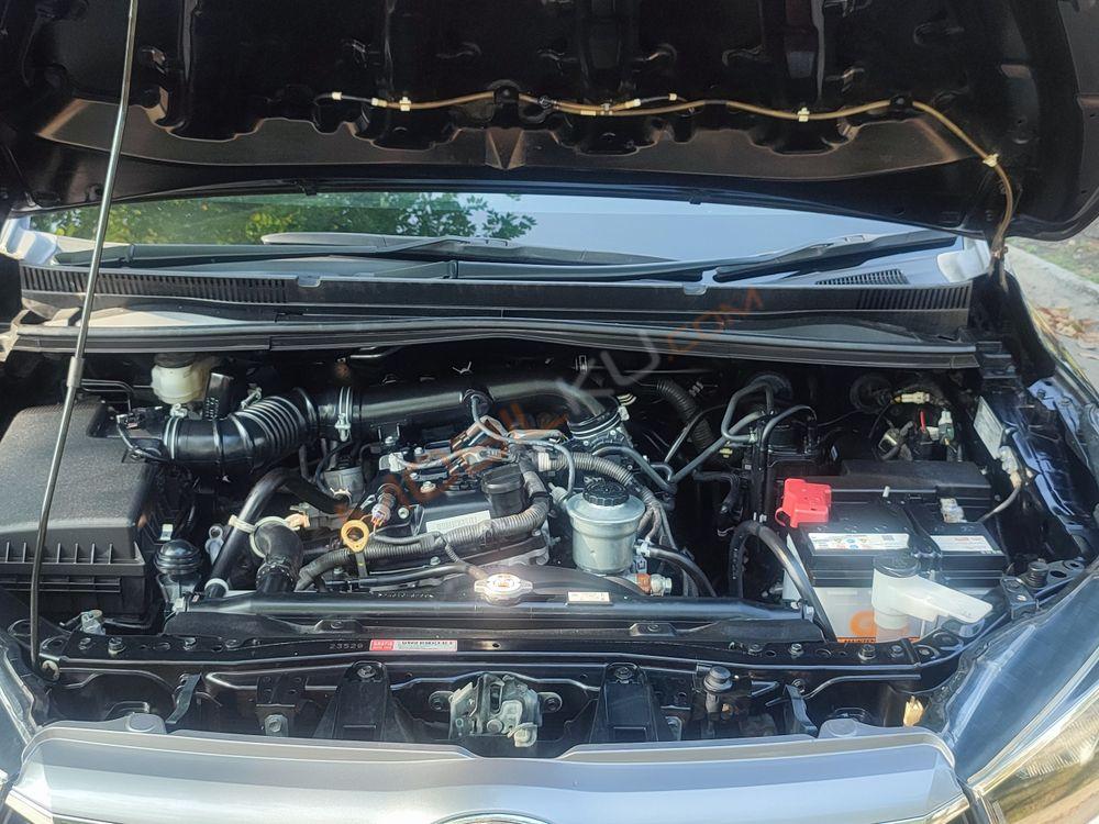 Mobil Toyota Kijang Innova 2018