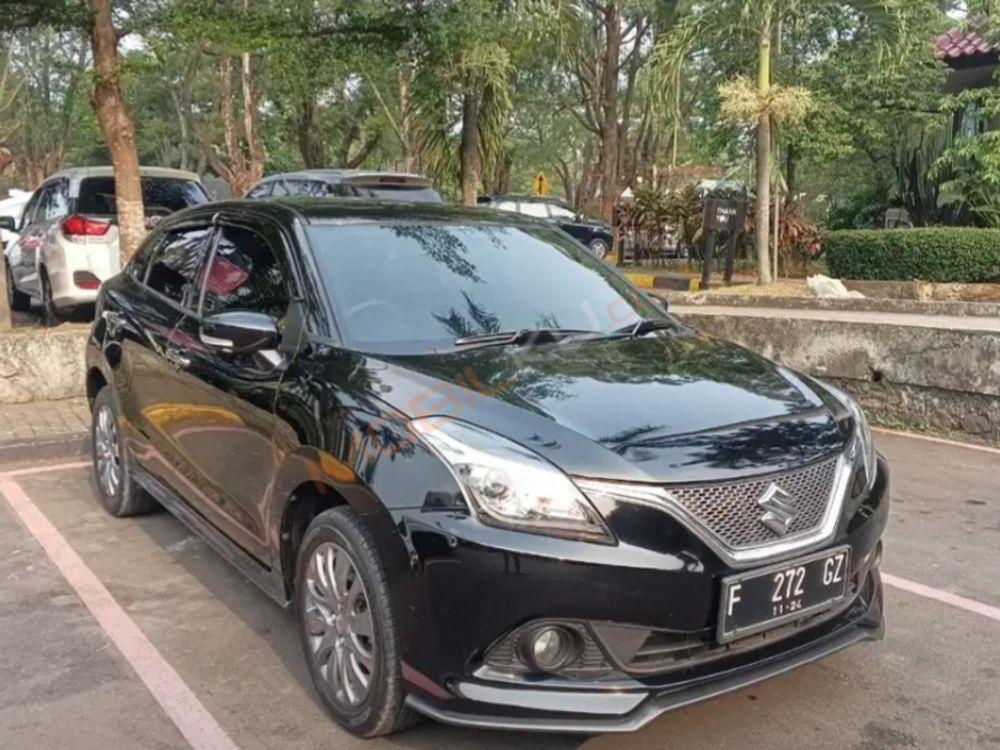Mobil Suzuki Baleno 2019