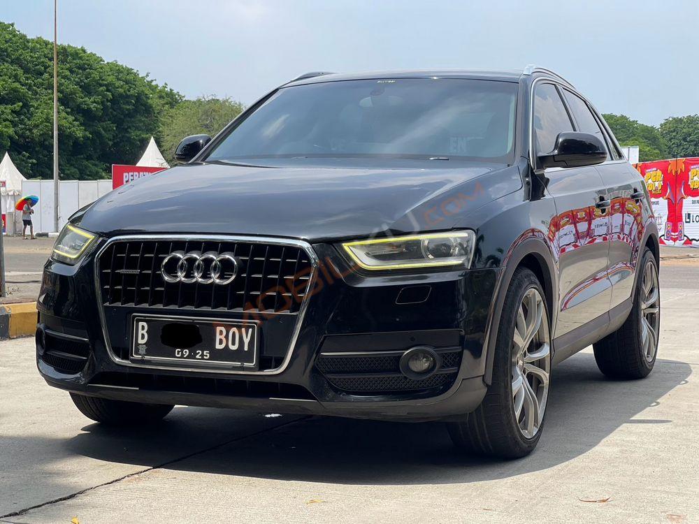 Mobil Audi Q3 2014