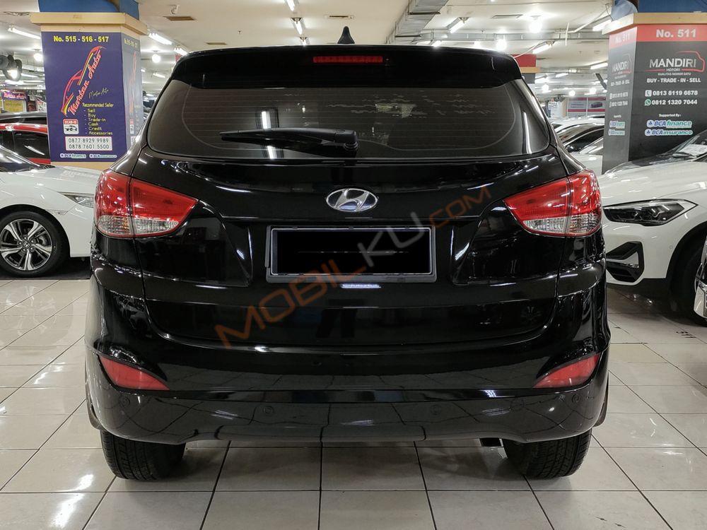 Mobil Hyundai Tucson 2013