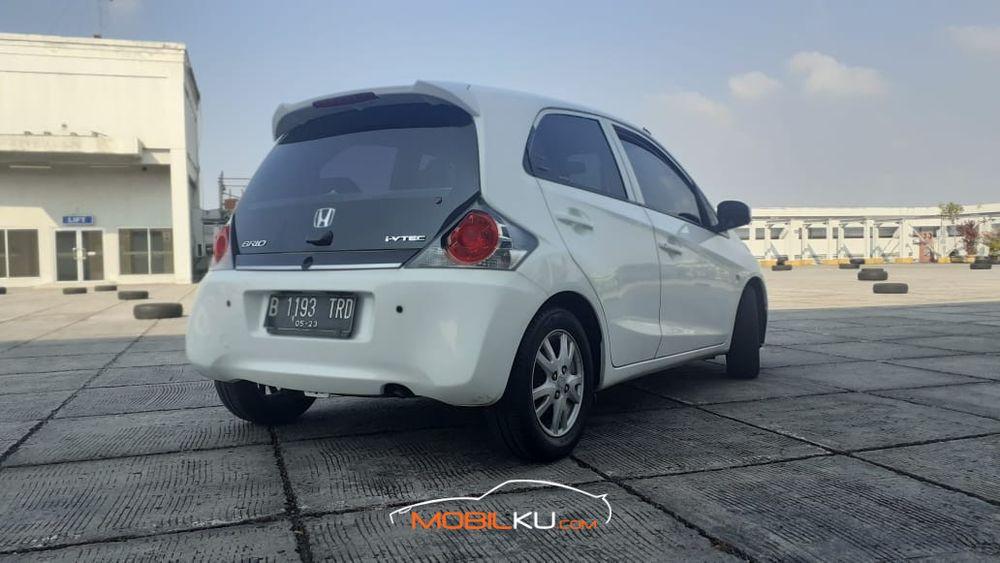 Mobil Honda Brio 2013