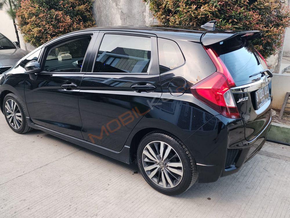 Mobil Honda Jazz 2015