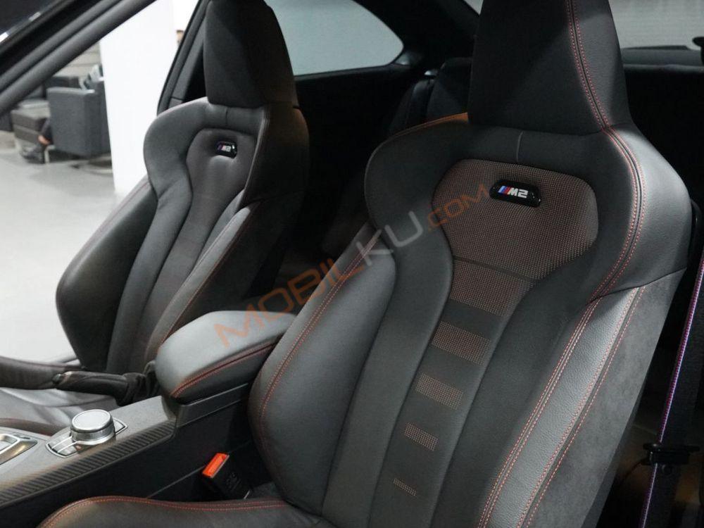 Mobil BMW 2 Series 2020