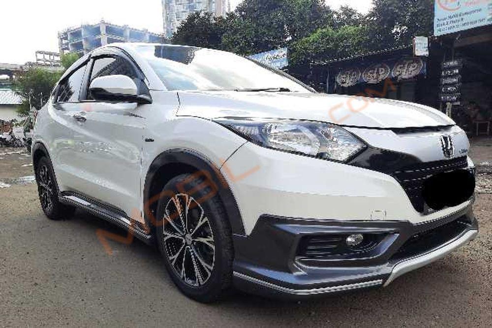 Mobil Honda HR-V 2016