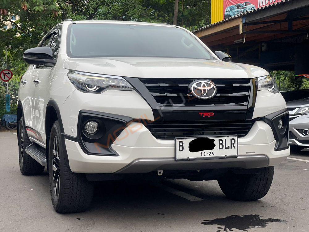Mobil Toyota Fortuner 2019