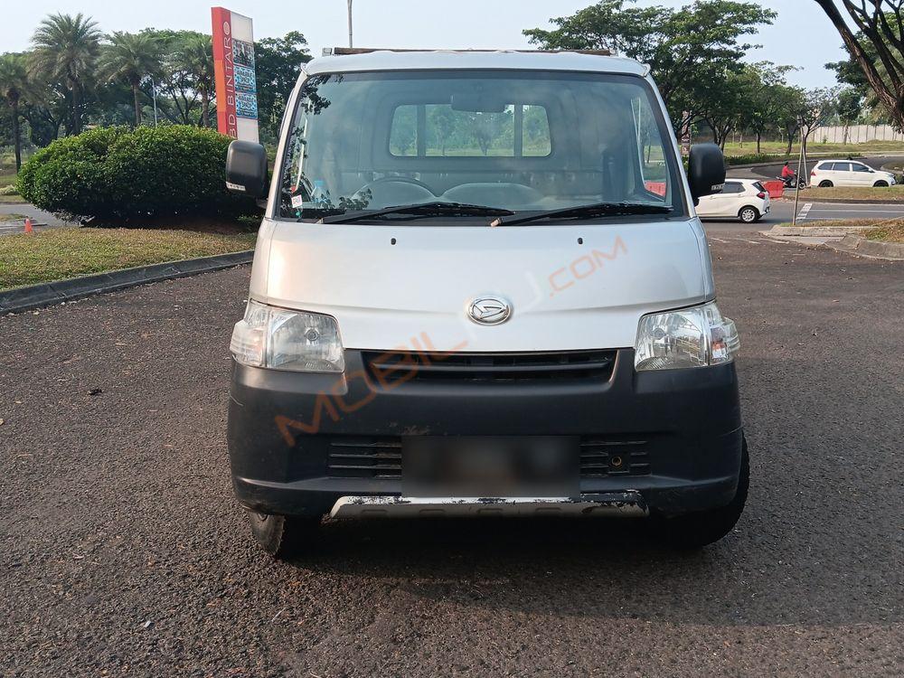 Mobil Daihatsu Gran Max 2017