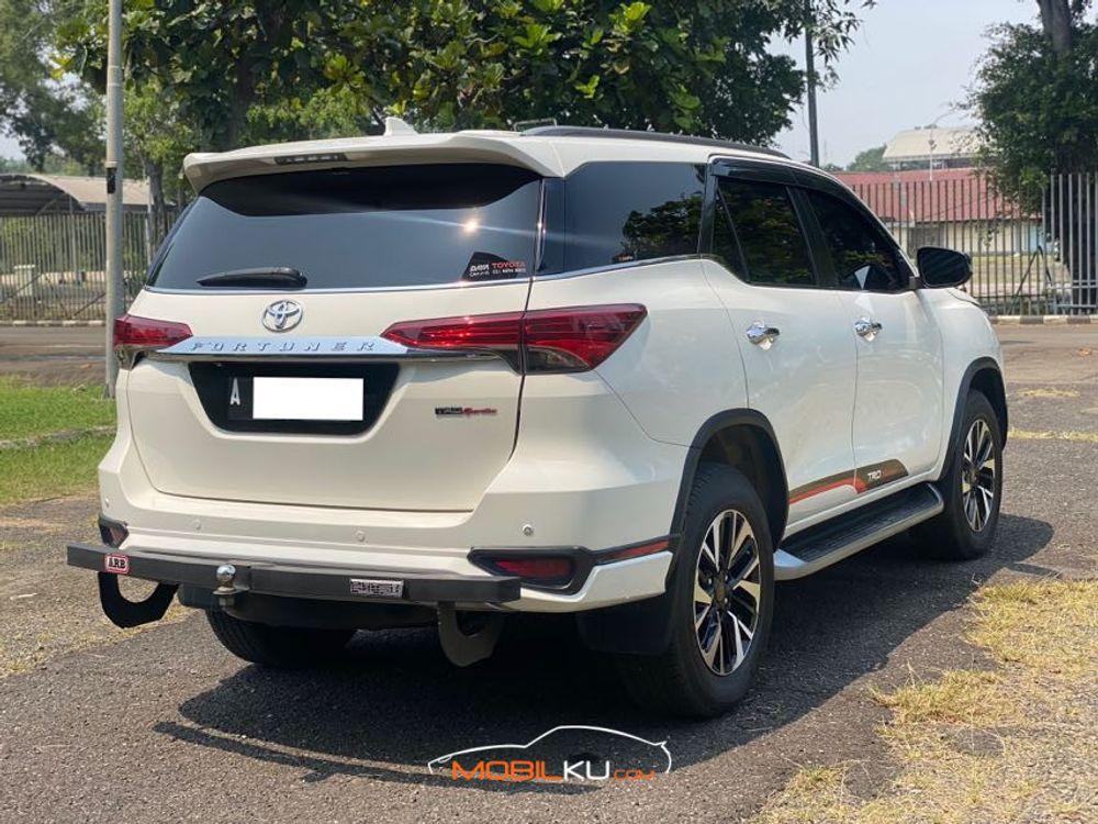 Mobil Toyota Fortuner 2018