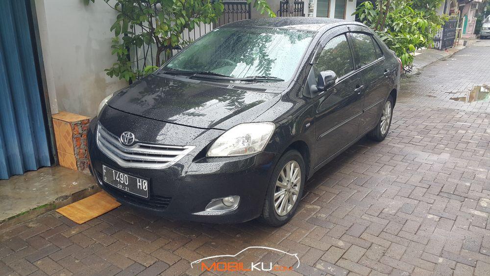 Mobil Toyota Vios 2012