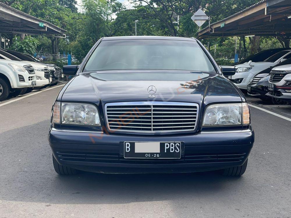 Mobil Mercedes-Benz S-Class 1996