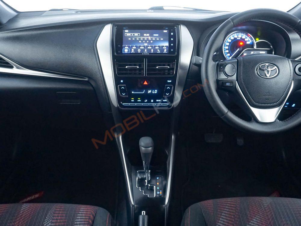 Mobil Toyota Yaris 2020