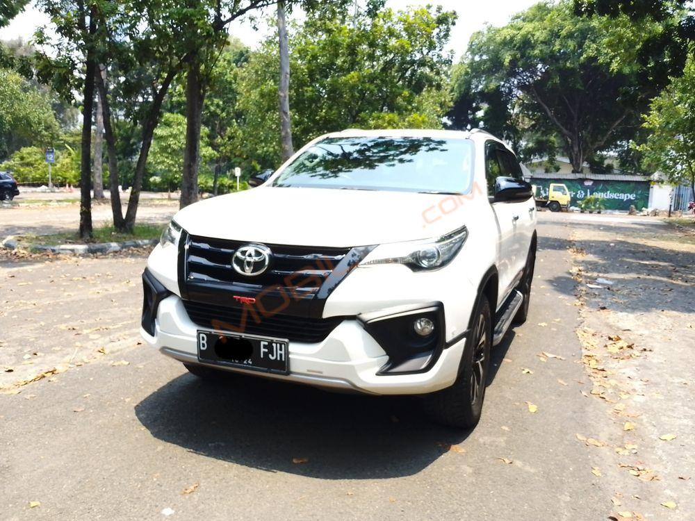 Mobil Toyota Fortuner 2019
