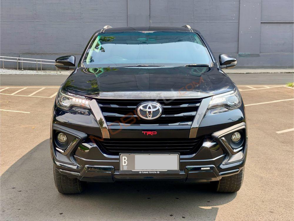 Mobil Toyota Fortuner 2020