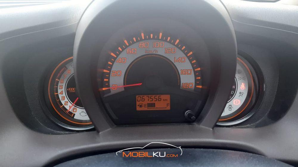 Mobil Honda Brio 2013