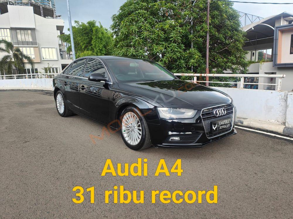 Mobil Audi A4 2014