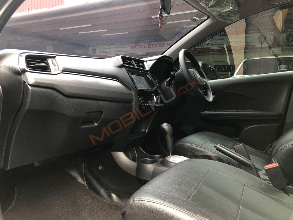 Mobil Honda Mobilio 2017