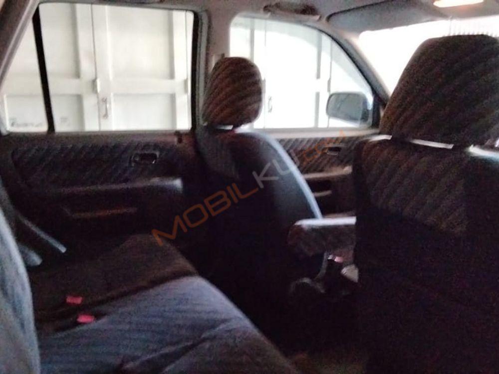 Mobil Honda CR-V 2004