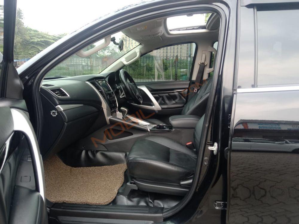 Mobil Mitsubishi Pajero Sport 2019