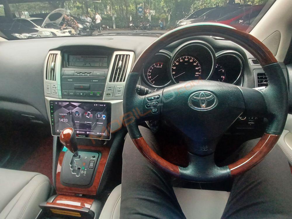 Mobil Toyota Harrier 2008