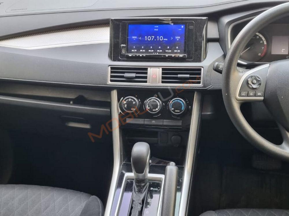 Mobil Mitsubishi Xpander 2023