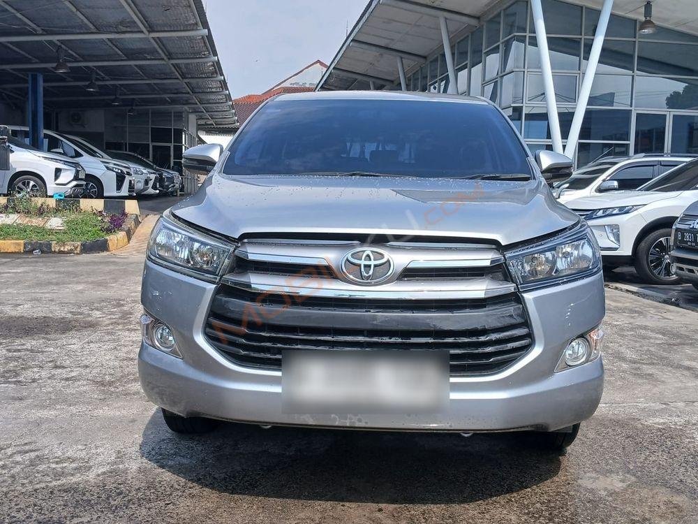 Mobil Toyota Kijang Innova 2018