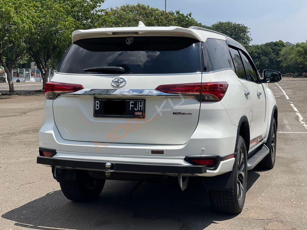 Mobil Toyota Fortuner 2019