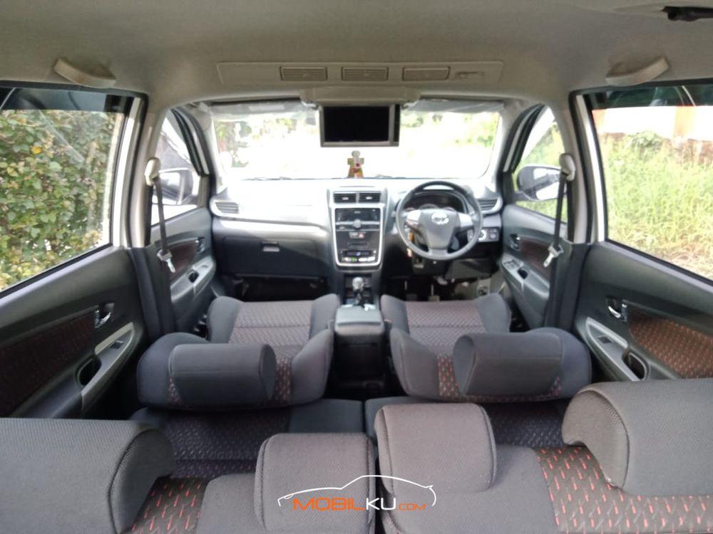 Mobil Toyota Avanza 2019