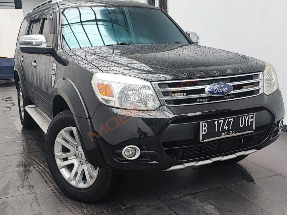 Mobil Ford Everest 2014