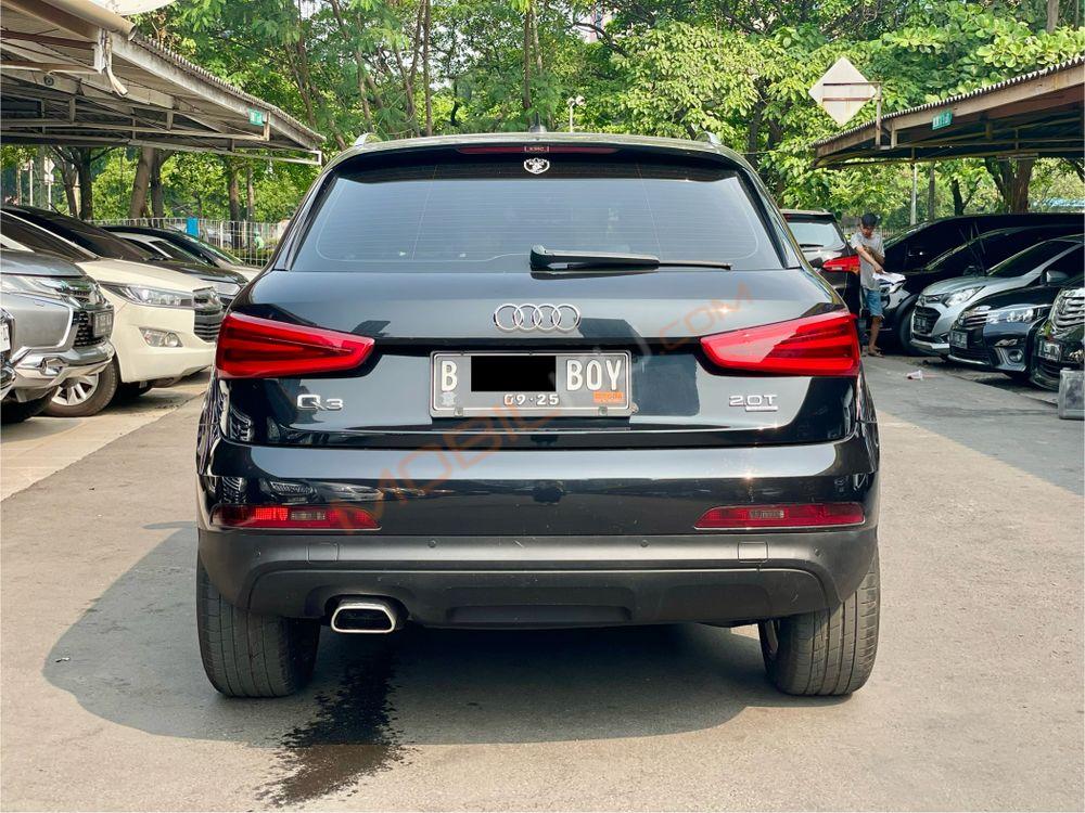 Mobil Audi Q3 2014