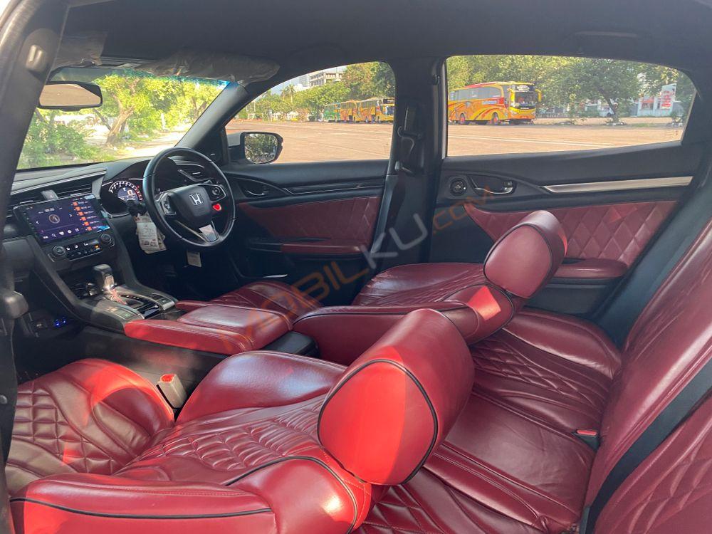 Mobil Honda Civic Hatchback 2020