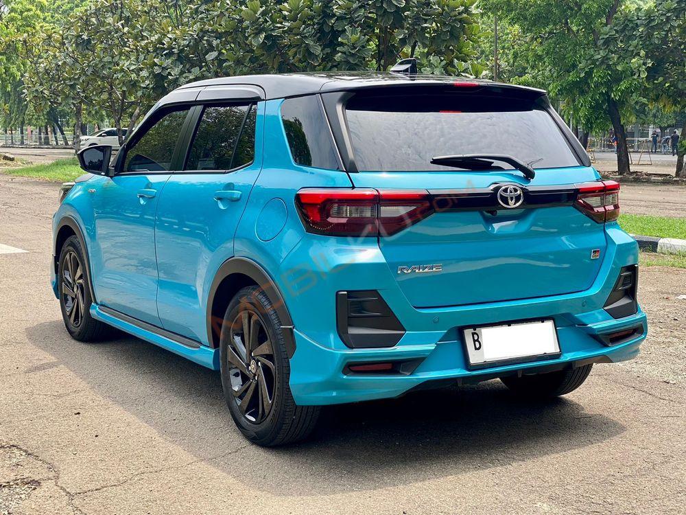 Mobil Toyota Raize 2023