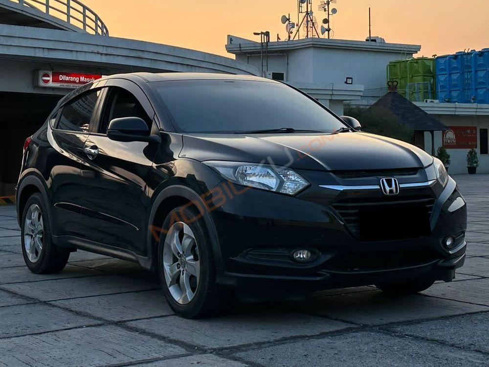 Mobil Honda HR-V 2015