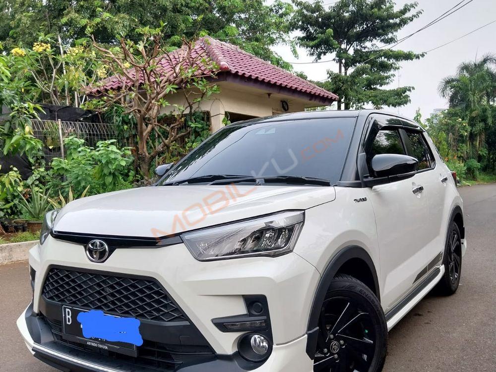 Mobil Toyota Raize 2021
