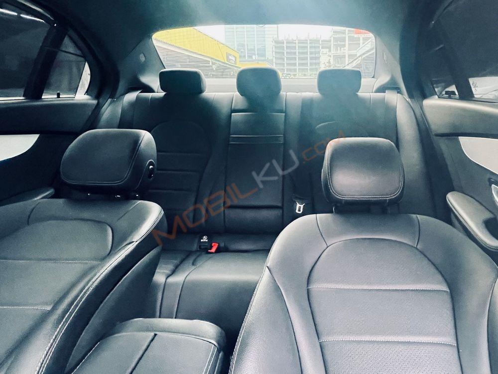Mobil Mercedes-Benz C-Class 2018
