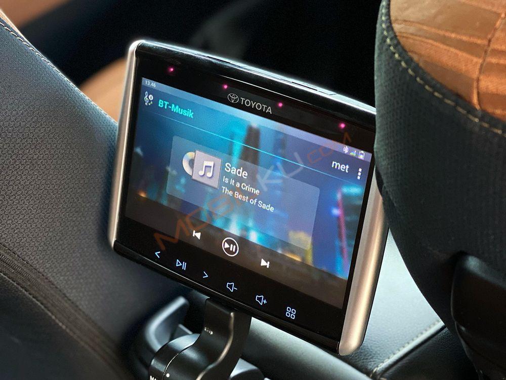 Mobil Toyota Kijang Innova 2019