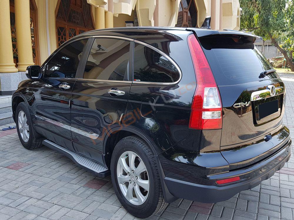 Mobil Honda CR-V 2010