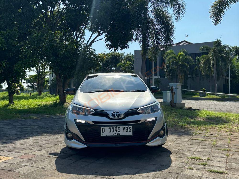 Mobil Toyota Yaris 2018