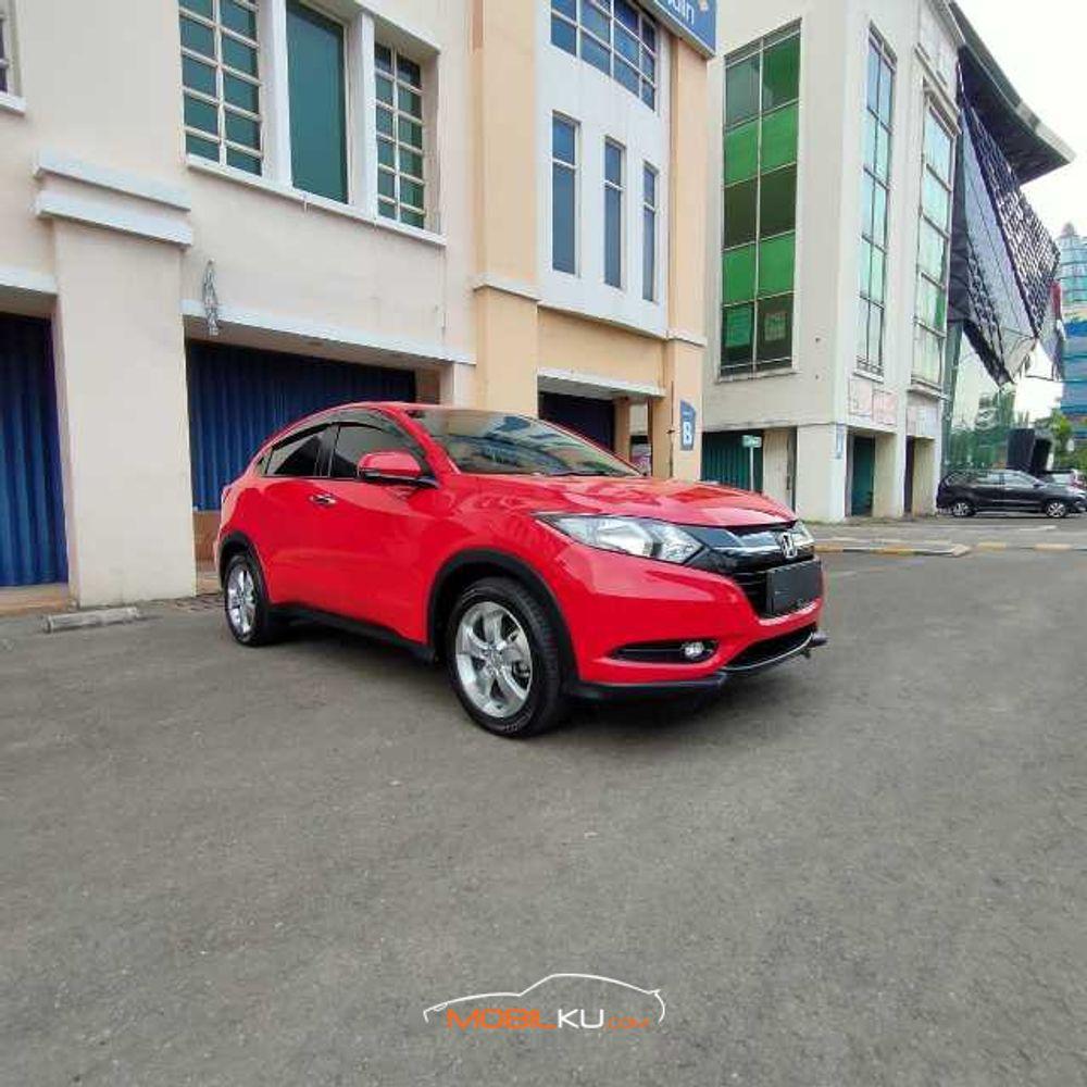 Mobil Honda HR-V 2016