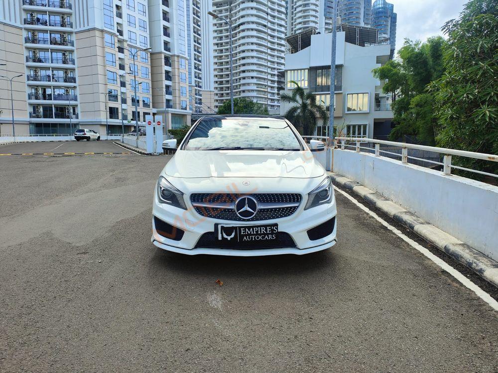 Mobil Mercedes-Benz CLA 2016