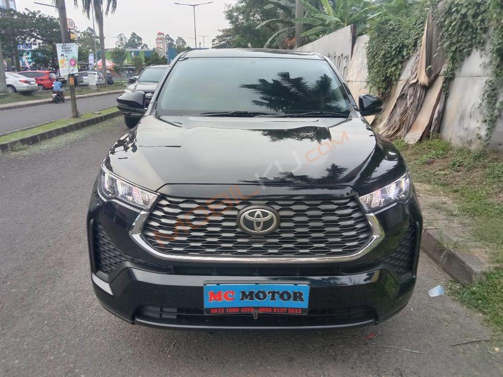 Mobil Toyota Kijang Innova Zenix 2023