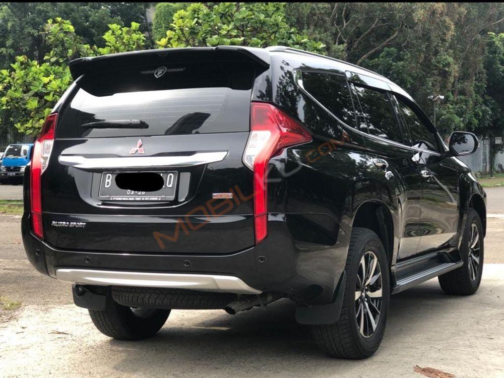 Mobil Mitsubishi Pajero Sport 2017
