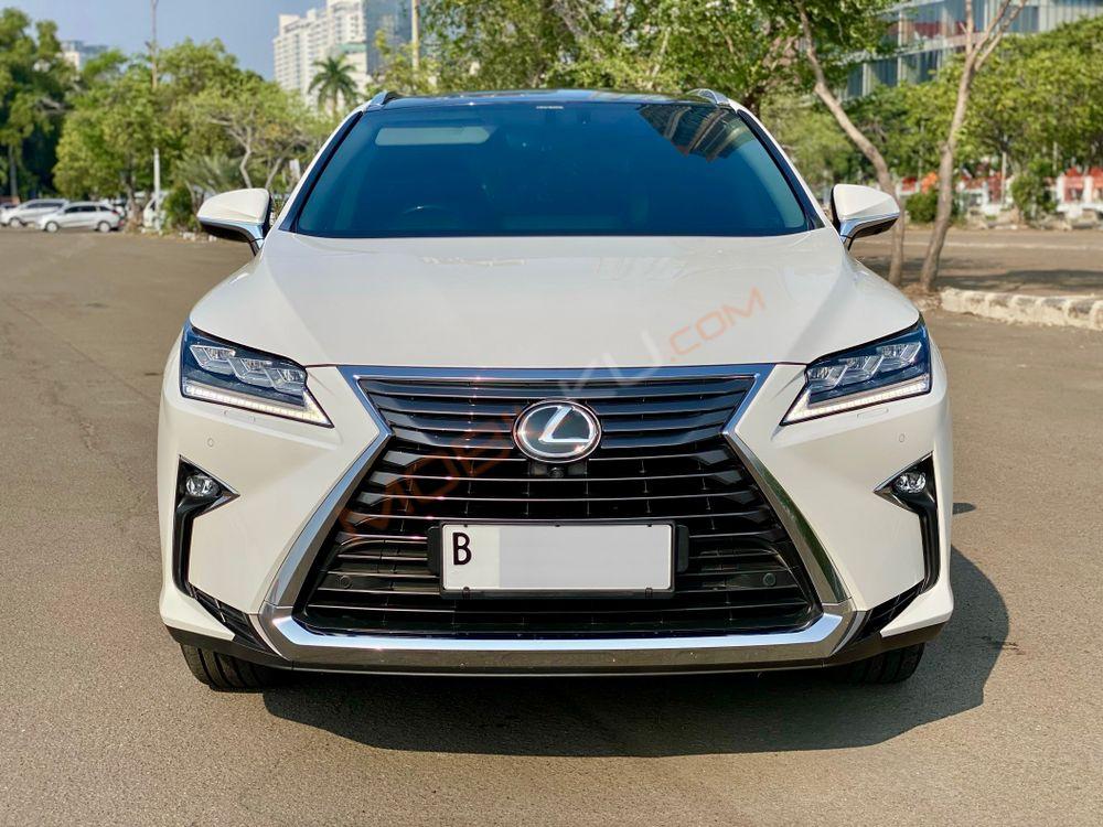 Mobil Lexus RX 2018