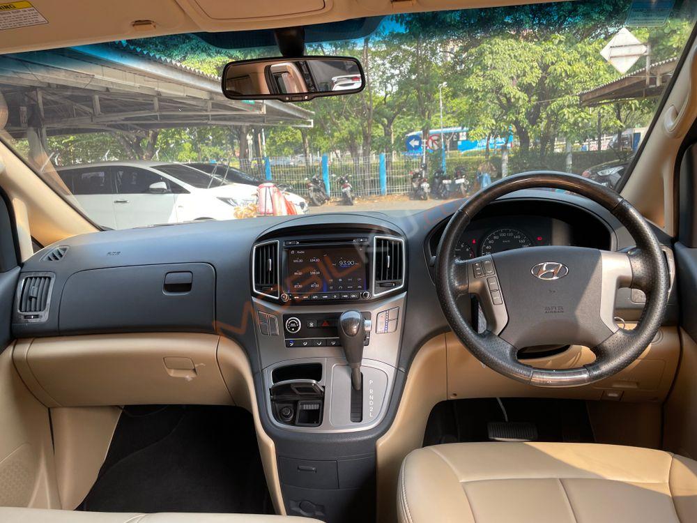 Mobil Hyundai H-1 2018