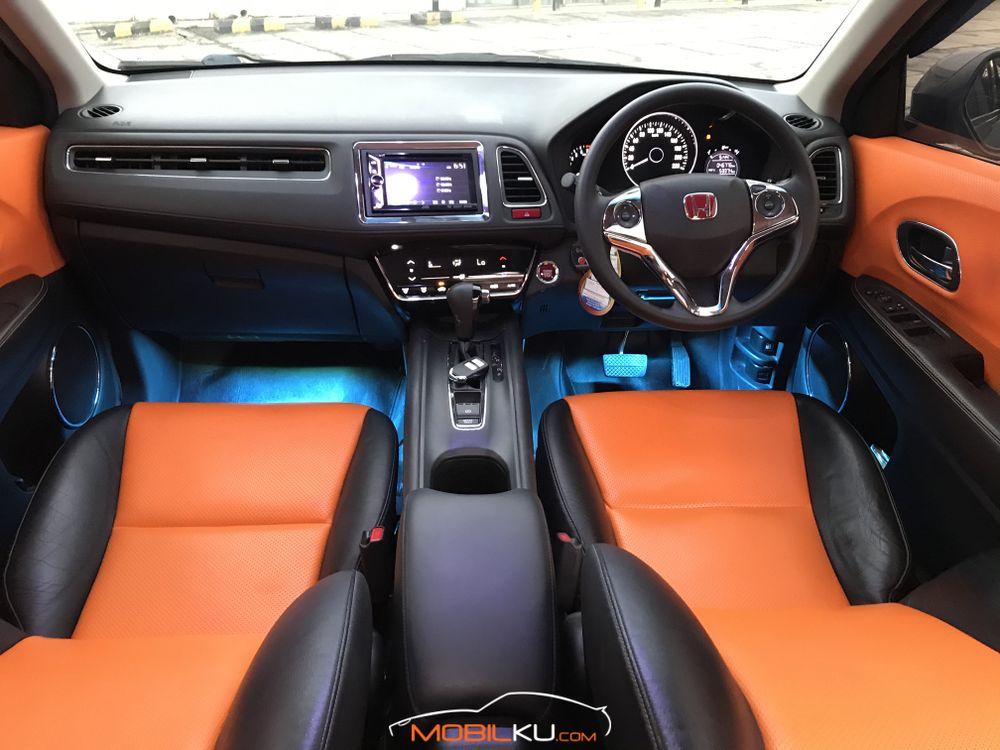 Mobil Honda HR-V 2016