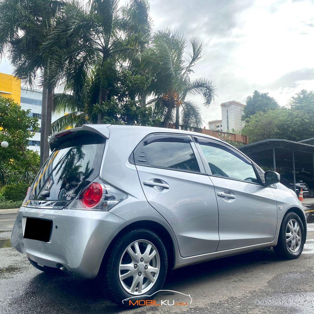 Mobil Honda Brio 2013